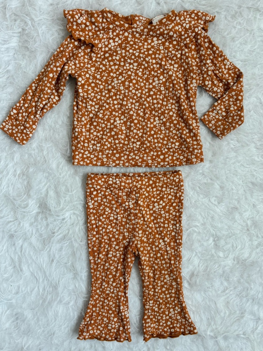 Cat & Jack Neutral Wildflower Matching Set for Baby